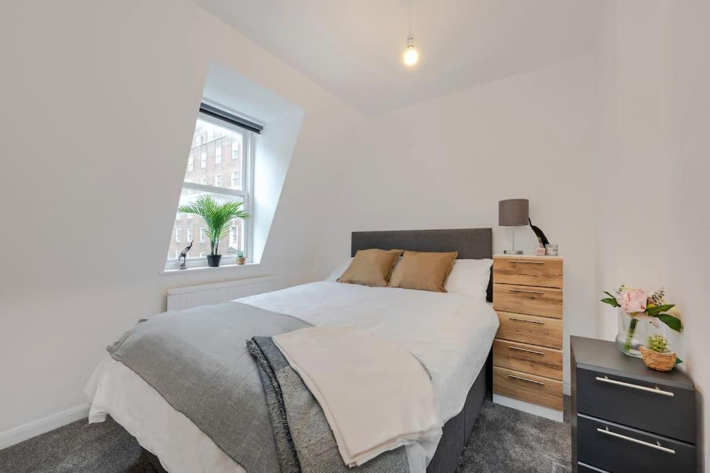Luxury 3 Bedroom Apartment Near Hyde Park London Bagian luar foto